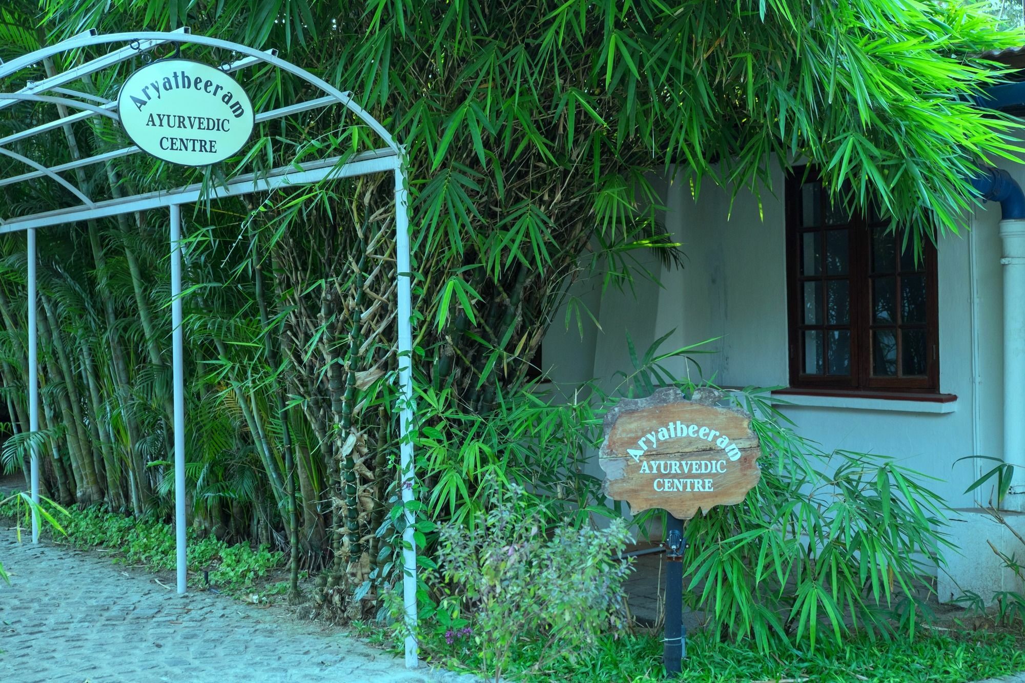 Brunton Boatyard - A Cgh Earth Experience Kochi Exterior foto